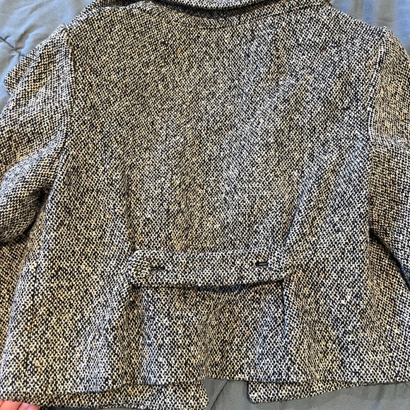 Club Monaco Cropped Blazer, like new condition, Size: XS - Picture 8 of 9